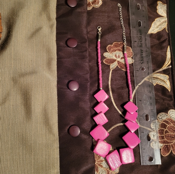 Wooden Squares Necklace - Picture 2 of 4